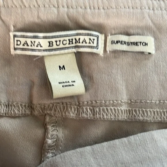 Dana Buchman tan super stretch capris - Picture 4 of 4